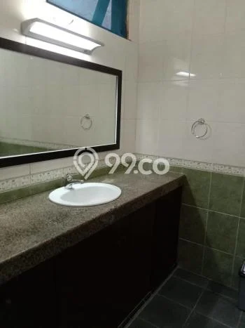 Vila di , Area 250m2m², Posisi Strategis Vila di , Area 250m2m², Posisi Strategis