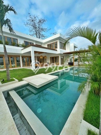 Vila Premium Kawasan , Ukuran 500m2m², Area Nyaman untuk Anda Vila Premium Kawasan , Ukuran 500m2m², Area Nyaman untuk Anda