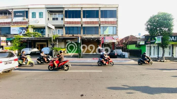 Ruko paling strategis disewakan di Denpasar Timur Denpasar Ruko paling strategis disewakan di Denpasar Timur Denpasar