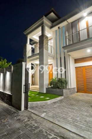Jual Rumah Mewah Megah Dengan View Eksklusif di Sanur, Denpasar Jual Rumah Mewah Megah Dengan View Eksklusif di Sanur, Denpasar