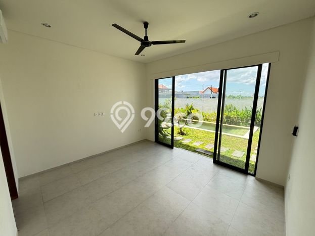 HUNIAN IMPIAN! Rumah di Kerobokan, 3 KM, Bebas Macet, Luas 200m² Bangunan 100m² HUNIAN IMPIAN! Rumah di Kerobokan, 3 KM, Bebas Macet, Luas 200m² Bangunan 100m²