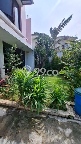 Rumah Mewah LB 140m2 Siap Pakai Desain Elegan di Gading Serpong, Tangerang Rumah Mewah LB 140m2 Siap Pakai Desain Elegan di Gading Serpong, Tangerang