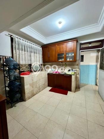 Ready to Use! Luxury House LT 487m2 Desain Elegan di Pulomas Ready to Use! Luxury House LT 487m2 Desain Elegan di Pulomas
