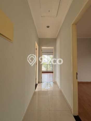 LOKASI PREMIUM! Rumah di Pejaten, 3 KT, Lingkungan Tenang, Luas 124m² Bangunan 250m² LOKASI PREMIUM! Rumah di Pejaten, 3 KT, Lingkungan Tenang, Luas 124m² Bangunan 250m²