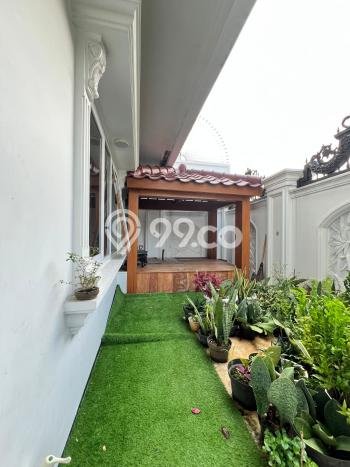 Rumah Mewah LB 350m2 Siap Huni Desain Elegan di Pejaten, Jakarta Selatan Rumah Mewah LB 350m2 Siap Huni Desain Elegan di Pejaten, Jakarta Selatan