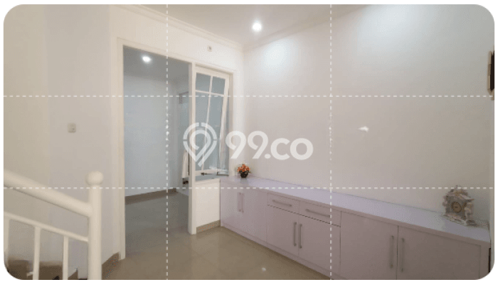 Ready to Use! Premium House LT 112m2 Desain Elegan di Pakuwon CIty Ready to Use! Premium House LT 112m2 Desain Elegan di Pakuwon CIty