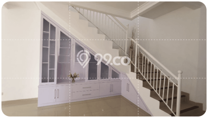 Ready to Use! Premium House LT 112m2 Desain Elegan di Pakuwon CIty Ready to Use! Premium House LT 112m2 Desain Elegan di Pakuwon CIty