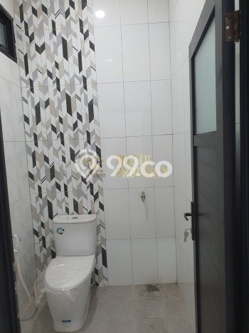 FOR SALE! Ruko di Jagakarsa Jakarta Selatan, LT 94m2, LB 181m2 FOR SALE! Ruko di Jagakarsa Jakarta Selatan, LT 94m2, LB 181m2