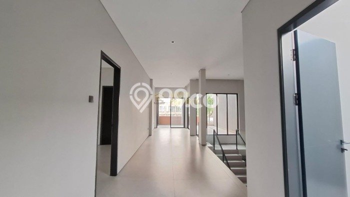 Dijual Rumah Mewah Elegan Dengan View Eksklusif di Pondok Cabe, Tangerang Dijual Rumah Mewah Elegan Dengan View Eksklusif di Pondok Cabe, Tangerang