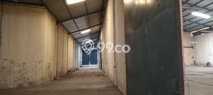 Area Ramai! Gudang Dijual di Bogor Barat untuk Bisnis Luas Bangunan 1992m2 Area Ramai! Gudang Dijual di Bogor Barat untuk Bisnis Luas Bangunan 1992m2