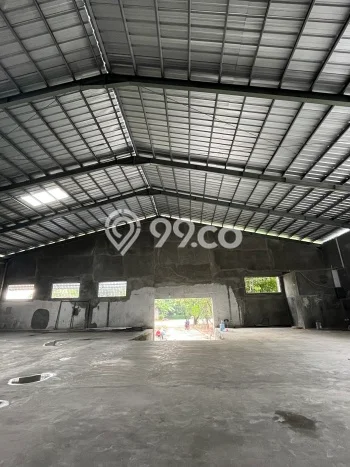 Unit Gudang disewakan di Cakung Jakarta Timur dengan LT 1000m2 / LB 800m2 Unit Gudang disewakan di Cakung Jakarta Timur dengan LT 1000m2 / LB 800m2