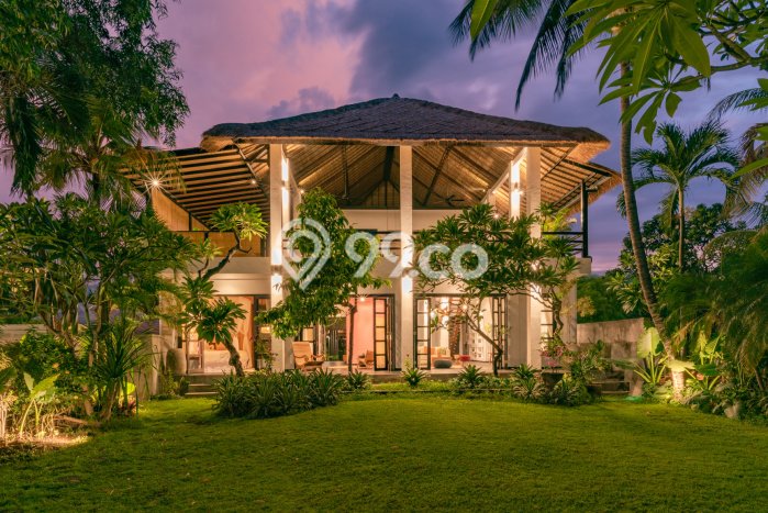 Peluang Terbaik! Vila di , Ukuran 1600m2m², Lokasi Premium dekat dengan beragam fasilitas Peluang Terbaik! Vila di , Ukuran 1600m2m², Lokasi Premium dekat dengan beragam fasilitas