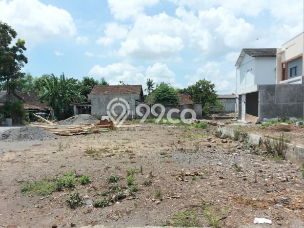 Tanah Dijual Lokasi Prambanan, Sleman Luas 139m2 Legalitas Aman Tanah Dijual Lokasi Prambanan, Sleman Luas 139m2 Legalitas Aman