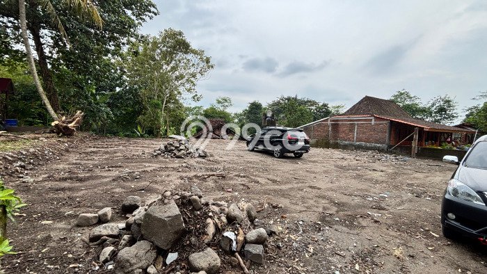 Kavling Tanah di Ngaglik Dijual Luas 201m2 Legalitas SHM Kavling Tanah di Ngaglik Dijual Luas 201m2 Legalitas SHM