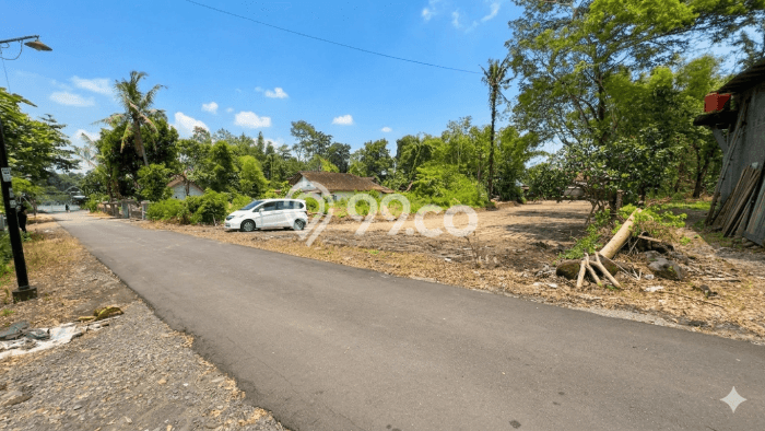 Tanah Dijual Lokasi Kalasan, Sleman Luas 121m2 Legalitas Aman Tanah Dijual Lokasi Kalasan, Sleman Luas 121m2 Legalitas Aman