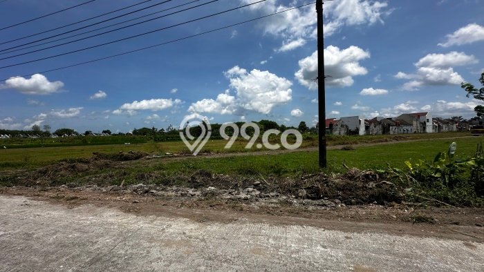 Tanah Kavling di Gamping Dijual dengan Luas 108m2 Tanah Kavling di Gamping Dijual dengan Luas 108m2