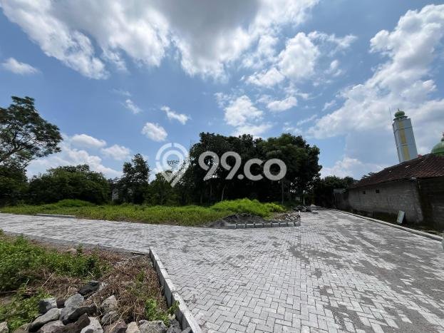 Tanah Dijual Lokasi Kalasan, Sleman Luas 119m2 Legalitas Aman Tanah Dijual Lokasi Kalasan, Sleman Luas 119m2 Legalitas Aman