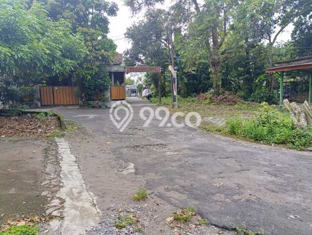 Tanah Dijual di Sleman Seluas 121m2 Strategis Tanah Dijual di Sleman Seluas 121m2 Strategis