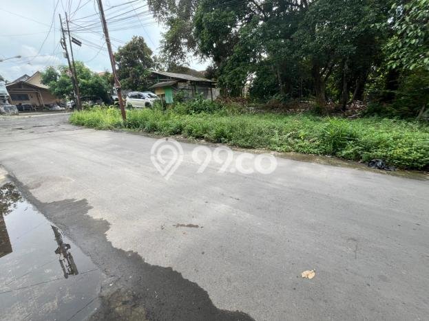 Lahan Kosong Dijual di Sleman dengan Area 121m2 Lahan Kosong Dijual di Sleman dengan Area 121m2