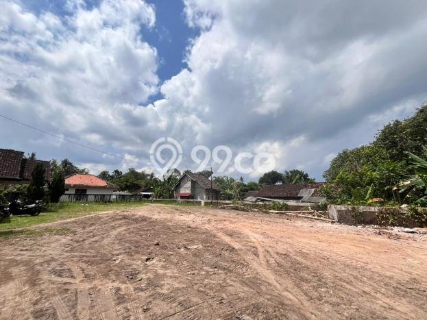 Tanah di Sleman, Sleman Luas 141m2 Dijual Segera Tanah di Sleman, Sleman Luas 141m2 Dijual Segera