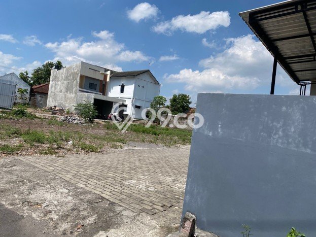 Tanah Dijual Lokasi Strategis di Yogyakarta dengan Luas 137m2 Tanah Dijual Lokasi Strategis di Yogyakarta dengan Luas 137m2