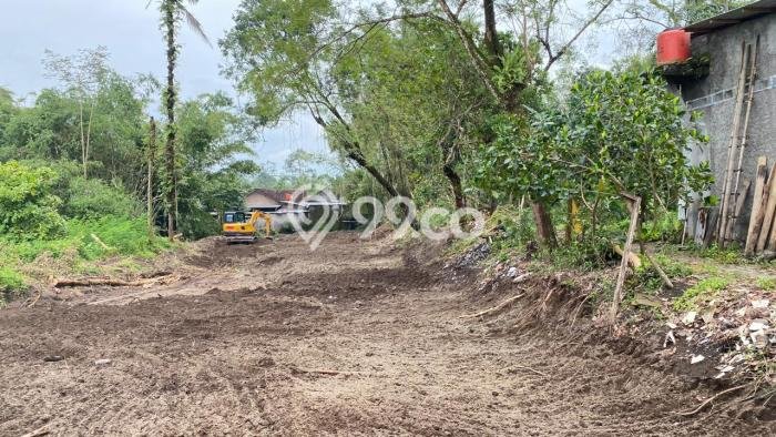 Lahan untuk Dijual Lokasi Sleman, Sleman Luas 120m2 SHM Lahan untuk Dijual Lokasi Sleman, Sleman Luas 120m2 SHM