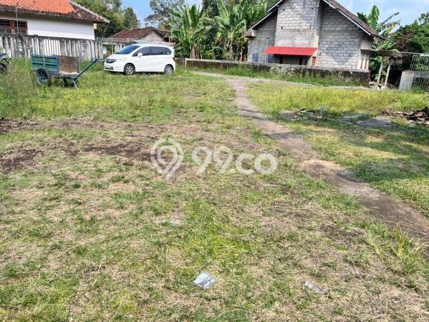 Jarang Ada! Tanah di Sleman Punya Luas 141m2 SHM Jarang Ada! Tanah di Sleman Punya Luas 141m2 SHM