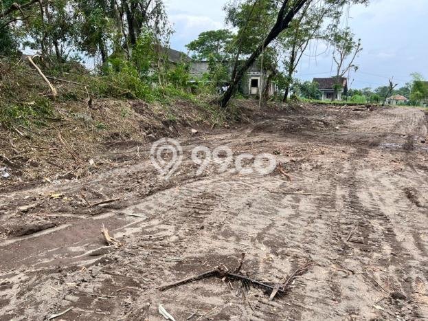 Kavling Tanah untuk Dijual di Maguwoharjo, Yogyakarta, Luas 121m2 Kavling Tanah untuk Dijual di Maguwoharjo, Yogyakarta, Luas 121m2