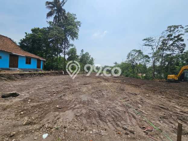 Tanah Area Berkembang Kawasan Pakem, Luas 143m2m², Akses ke Fasilitas Tanah Area Berkembang Kawasan Pakem, Luas 143m2m², Akses ke Fasilitas