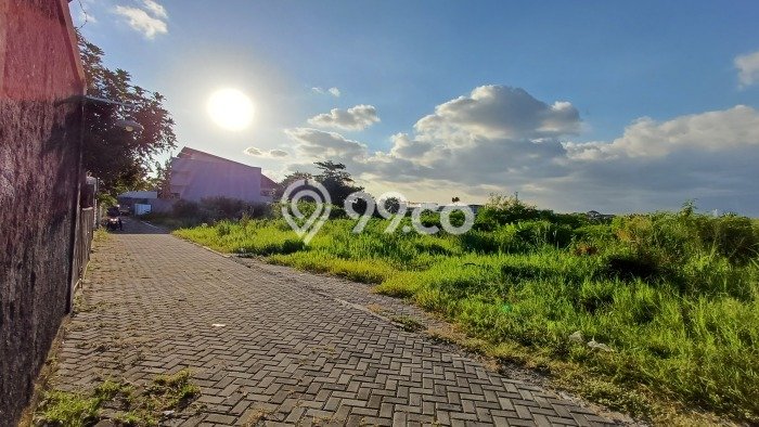 Tanah Dijual Lokasi Strategis di Yogyakarta dengan Luas 214m2 Tanah Dijual Lokasi Strategis di Yogyakarta dengan Luas 214m2