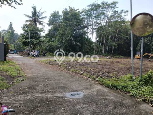 Tanah Kosong Dijual di Sleman dengan Area 118m2 Tanah Kosong Dijual di Sleman dengan Area 118m2