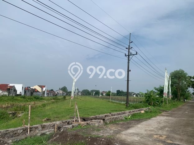 Tanah Siap Bangun Dijual di Sleman Punya Luas 110m2 Tanah Siap Bangun Dijual di Sleman Punya Luas 110m2