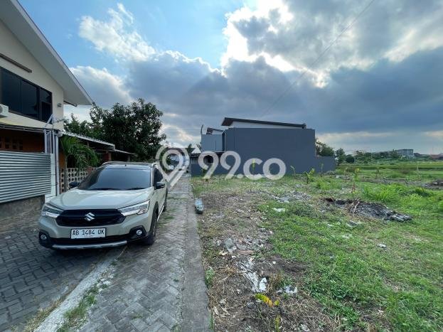 Tanah Dijual Lokasi Depok, Sleman Luas 216m2 Legalitas Aman Tanah Dijual Lokasi Depok, Sleman Luas 216m2 Legalitas Aman