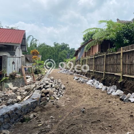 Tanah Dijual Lokasi Strategis di Yogyakarta dengan Luas 146m2 Tanah Dijual Lokasi Strategis di Yogyakarta dengan Luas 146m2