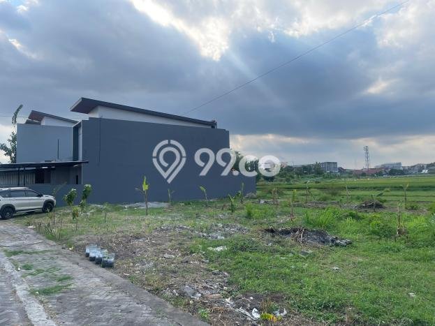 Tanah Dijual Lokasi Depok, Sleman Luas 216m2 Legalitas Aman Tanah Dijual Lokasi Depok, Sleman Luas 216m2 Legalitas Aman
