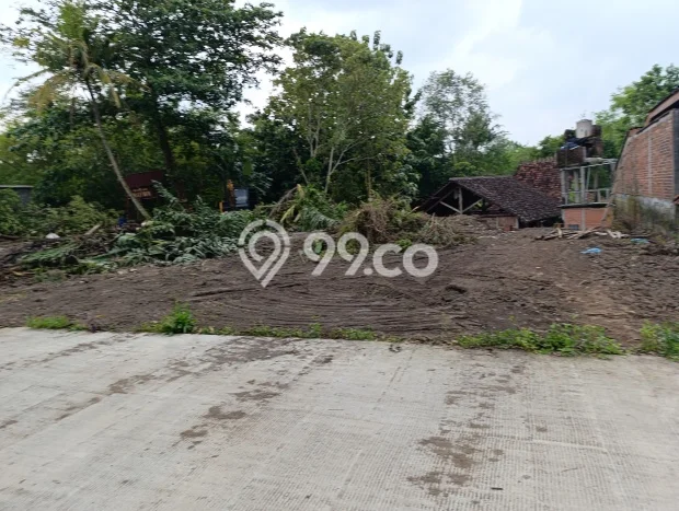 Untuk Dijual Tanah 201m2 di Kaliurang, Yogyakarta Untuk Dijual Tanah 201m2 di Kaliurang, Yogyakarta