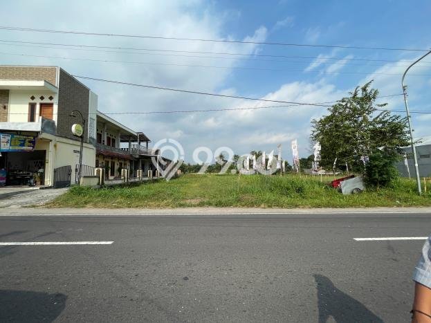 Lahan Kosong Dijual di Sleman dengan Area 100m2 Lahan Kosong Dijual di Sleman dengan Area 100m2