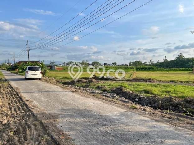 Untuk Dijual Tanah di Godean Sleman Luas 108m2 SHM Untuk Dijual Tanah di Godean Sleman Luas 108m2 SHM