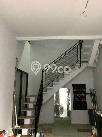 Jual Rumah Luas Elegan Dengan View Cantik di Cipinang, Jakarta Timur Jual Rumah Luas Elegan Dengan View Cantik di Cipinang, Jakarta Timur