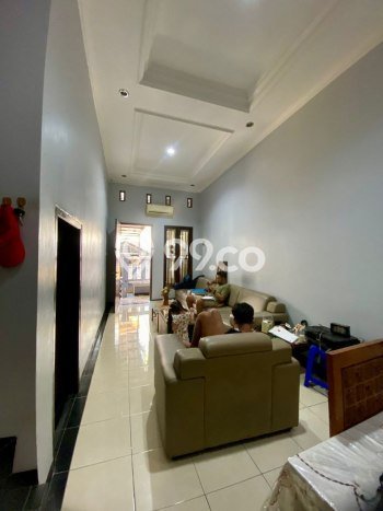 Dijual Cepat Rumah Favorit Siap Huni LB 176m2 di Duren Sawit, Jakarta Timur Dijual Cepat Rumah Favorit Siap Huni LB 176m2 di Duren Sawit, Jakarta Timur