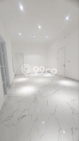 Siap Huni Rumah Mewah 4 Kamar di Kembangan Dekat ke Mana Saja Siap Huni Rumah Mewah 4 Kamar di Kembangan Dekat ke Mana Saja