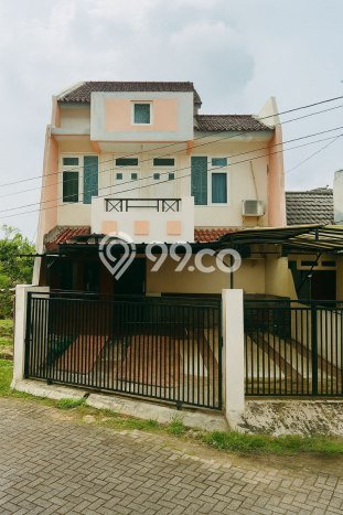 Unit Kost Dijual di Cipinang dengan 13 Kamar Area Strategis Unit Kost Dijual di Cipinang dengan 13 Kamar Area Strategis