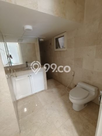 Hunian Ideal dengan LT 770m2 & LB 550m2 Dikontrakkan di Lippo Karawaci Hunian Ideal dengan LT 770m2 & LB 550m2 Dikontrakkan di Lippo Karawaci
