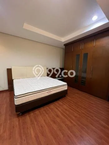 Rumah sewa siap pakai 5 KT di Gading Serpong, Tangerang Rumah sewa siap pakai 5 KT di Gading Serpong, Tangerang