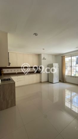 Jarang Ada! Rumah Kontrakan 5 Kamar Nyaman Siap Huni Lippo Karawaci Jarang Ada! Rumah Kontrakan 5 Kamar Nyaman Siap Huni Lippo Karawaci