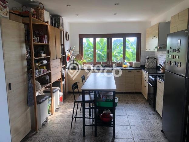Rumah Mewah Akses Strategis di Badung Full Furnished Rumah Mewah Akses Strategis di Badung Full Furnished