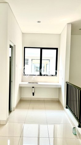 Ruko Bagus Dijual LB 109m2 Lokasi Strategis Tangerang Area Cocok untuk Berbisnis Ruko Bagus Dijual LB 109m2 Lokasi Strategis Tangerang Area Cocok untuk Berbisnis