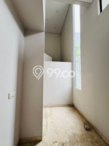 Dijual Rumah Luas Elegan Dengan View Eksklusif di Gading Serpong, Tangerang Dijual Rumah Luas Elegan Dengan View Eksklusif di Gading Serpong, Tangerang