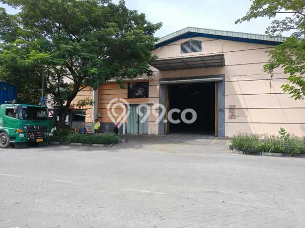 Gudang Komersial Disewakan di Gresik Gresik Luas 920m2 Gudang Komersial Disewakan di Gresik Gresik Luas 920m2
