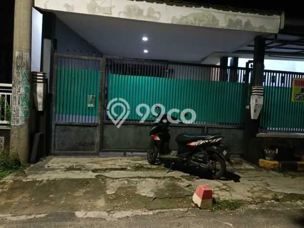 Rumah Berkualitas di Tuban, Tuban, Luas 172m2m² Bangunan 90m2m² - HARGA NEGO! Rumah Berkualitas di Tuban, Tuban, Luas 172m2m² Bangunan 90m2m² - HARGA NEGO!